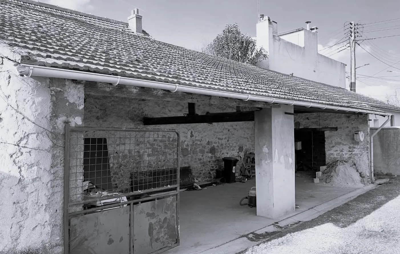 PIERRE — miniature 1